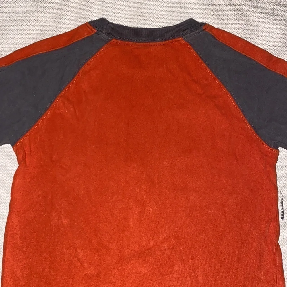 OLD Navy long sleeve tee Size 4T